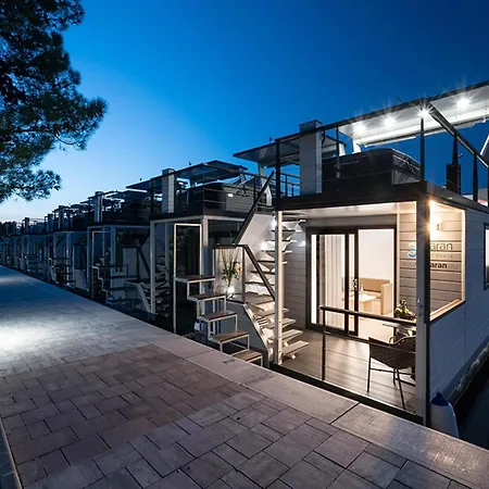 Botel Exclusive Houseboat With Hot Tub Portoroz